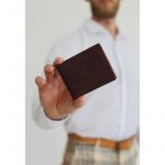 Кожаная обложка для разрешения на оружие темно-коричневая, фото 1