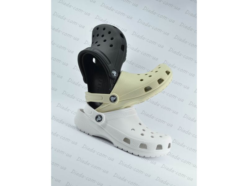 Crocs Bone сзади – удобный ремешок для фиксации