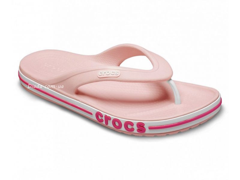 Crocs Bayaband Flip Petal Pink — женские шлёпанцы розового цвета, вид спереди, оригинал