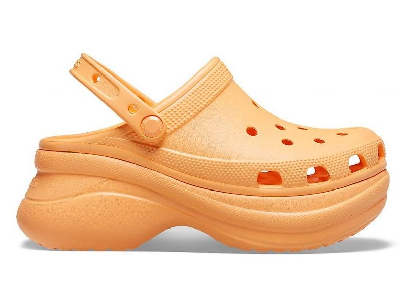 Женские кроксы Crocs Classic Bae оранжевые — вид сбоку