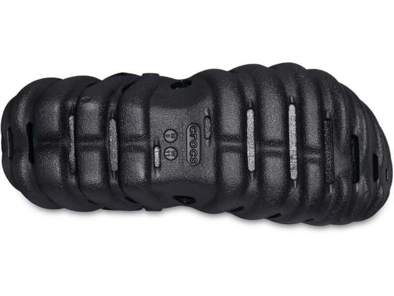 Подошва черных сабо Crocs Echo Desert Black — оригинал