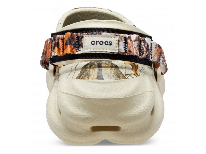 Кроксы Echo Realtree Bone — вид сзади, оригинал, камуфляжный бежевый цвет