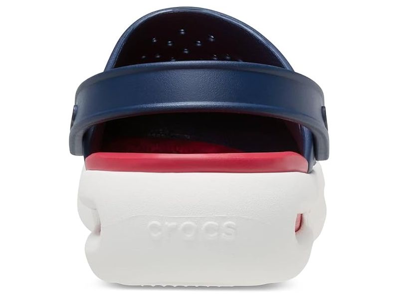 Задній вигляд Crocs InMotion Navy — підтримка п’яти та спортивний стиль