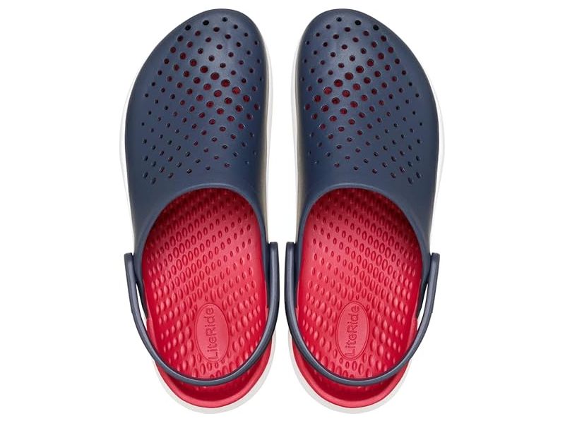 Вид зверху InMotion Navy — зручна форма та отвори для вентиляції