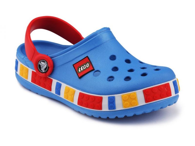 Сабо Crocs Kids' Crocband LEGO спереди с элементами конструктора