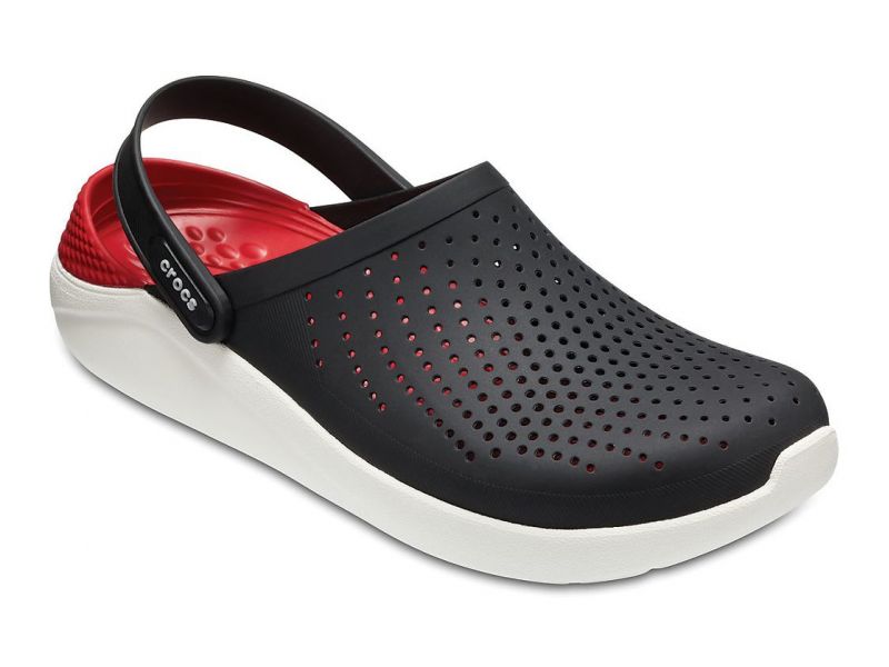 Crocs LiteRide Black/White — вид спереди