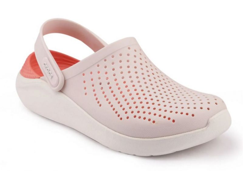 Crocs LiteRide Powder — вид спереди