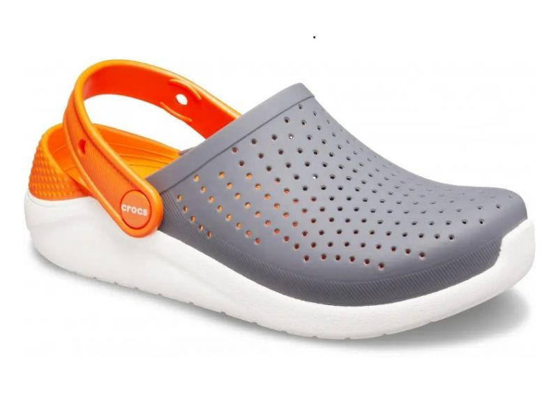 Сабо Crocs Literide Kids спереди, вентиляционные отверстия