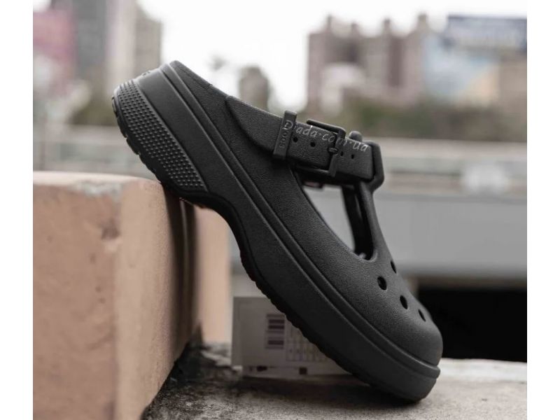 Crocs Mary Jane — фото без фона, женские сабо для каталога