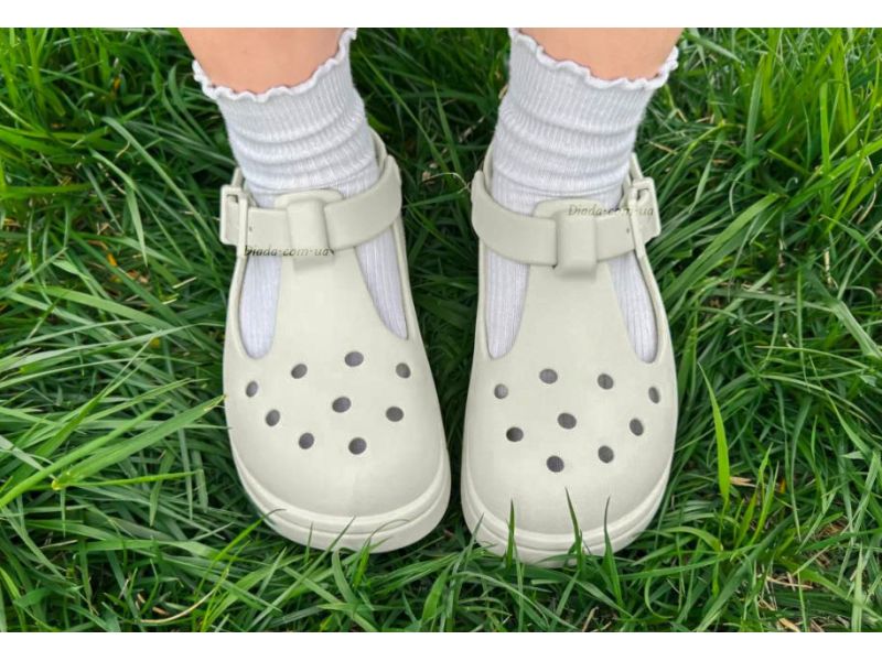 Crocs Mary Jane Linen — фото на фоне diada.com.ua, оригинал