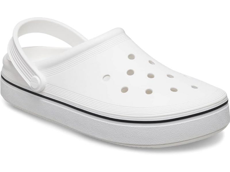 Сабо Crocs Off Court White — вид спереди, классические белые кроксы