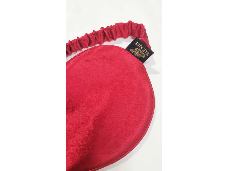 Шелковая маска для сна из натурального шелка Silk Kiss. Цвет красный, фото 4