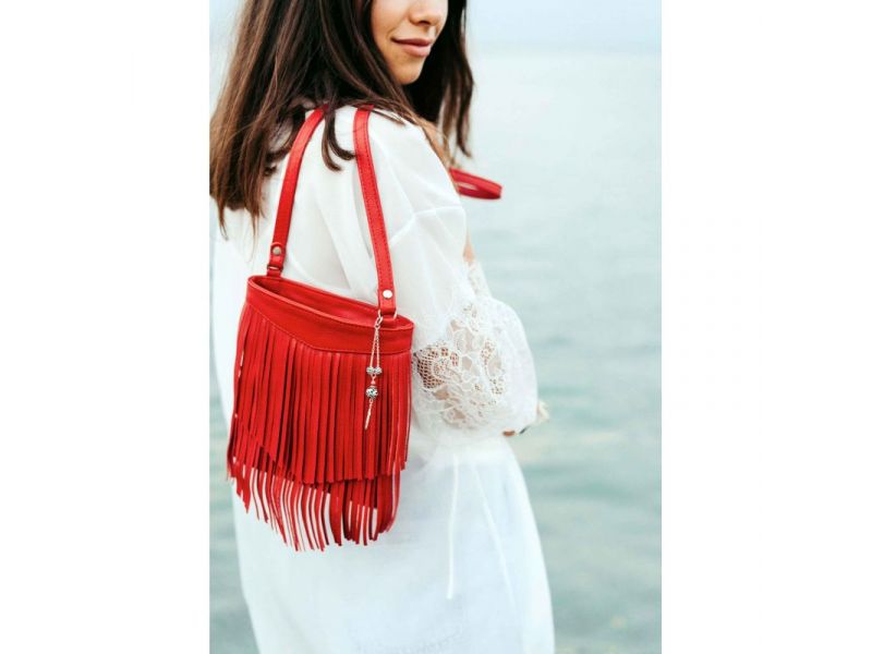 Кожаная женская сумка с бахромой мини-кроссбоди Fleco красная, фото 7