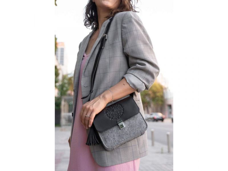 Фетровая женская бохо-сумка Лилу с кожаными черными вставками, фото 8