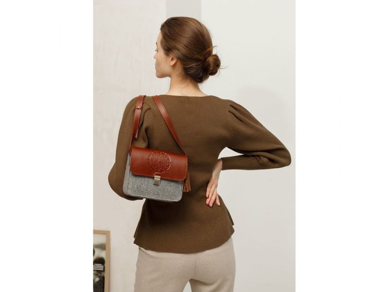 Фетровая женская бохо-сумка Лилу с кожаными коричневыми вставками, фото 1