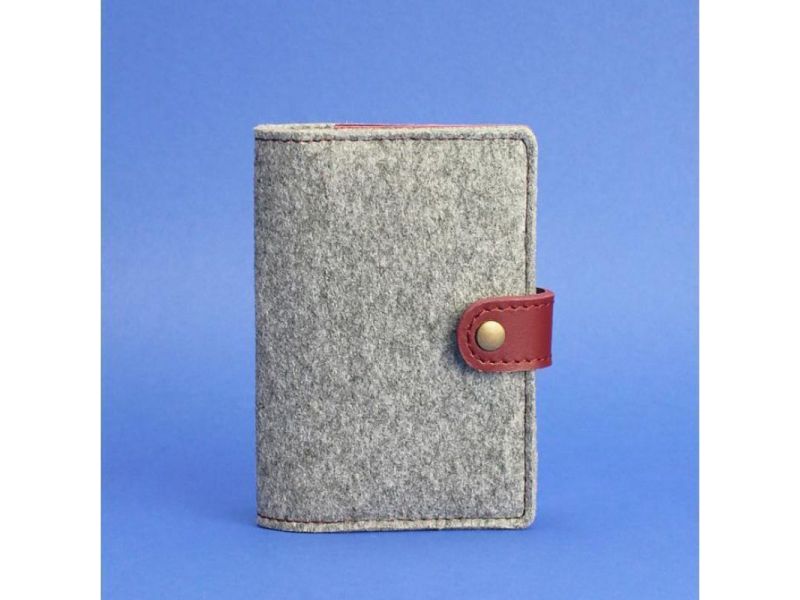 Фетровая обложка для паспорта 3.0 с кожаными бордовыми вставками, фото 5