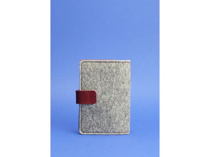 Фетровая обложка для паспорта 3.0 с кожаными бордовыми вставками, фото 4