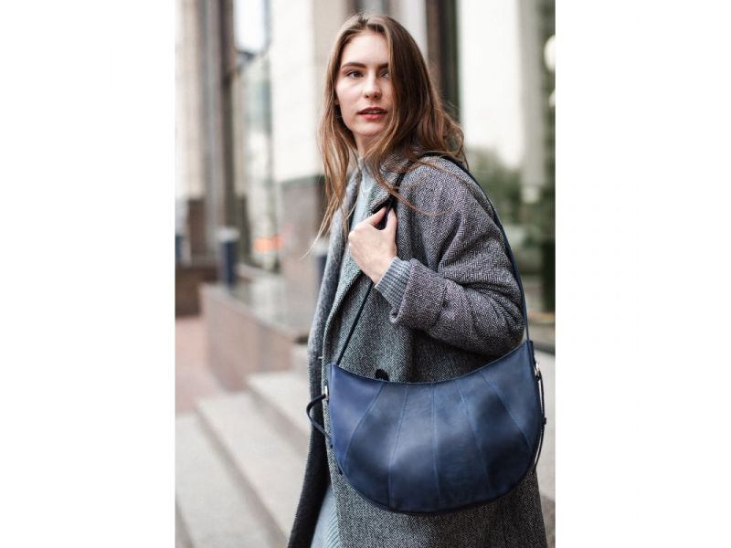 Кожаная женская сумка Круассан синяя, фото 7