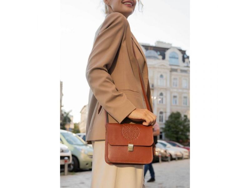Кожаная женская бохо-сумка Лилу светло-коричневая, фото 7