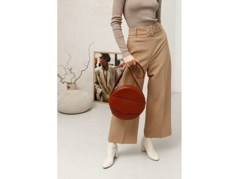 Кожаная женская круглая сумка-рюкзак Maxi светло-коричневая, фото 8