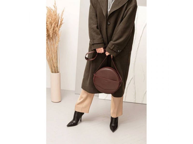 Кожаная женская круглая сумка-рюкзак Maxi бордовая, фото 1