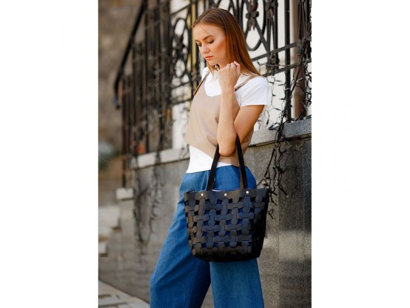 Кожаная плетеная женская сумка Пазл L черная Crazy Horse, фото 1