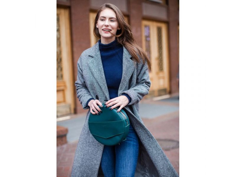 Кожаная женская круглая сумка-рюкзак Maxi зеленая, фото 9