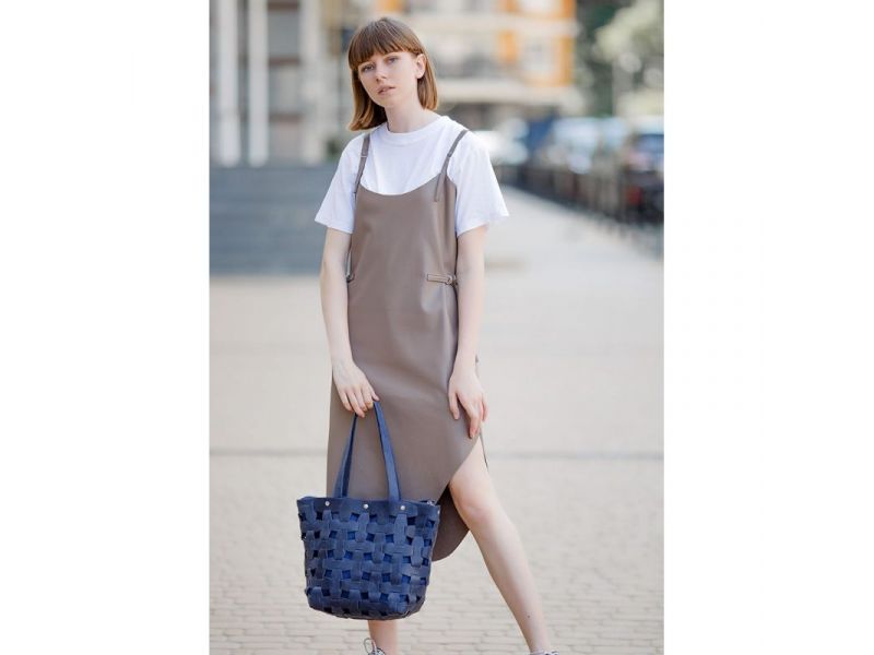 Кожаная плетеная женская сумка Пазл L синяя Crazy Horse, фото 6