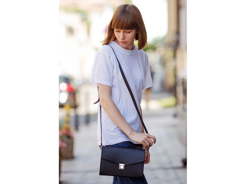 Женская кожаная сумка-кроссбоди Lola черная, фото 8