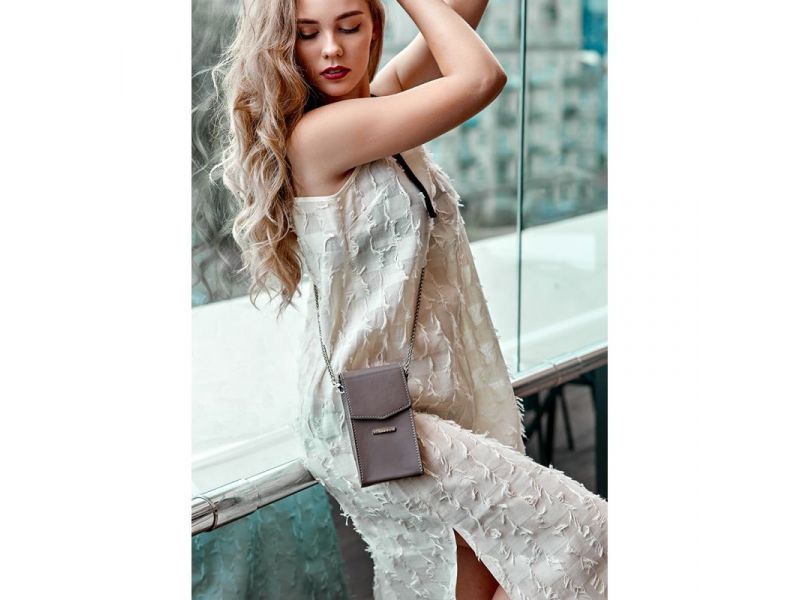 Вертикальная женская кожаная сумка Mini темно-бежевая поясная/кроссбоди, фото 1