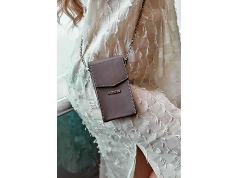 Вертикальная женская кожаная сумка Mini темно-бежевая поясная/кроссбоди, фото 7