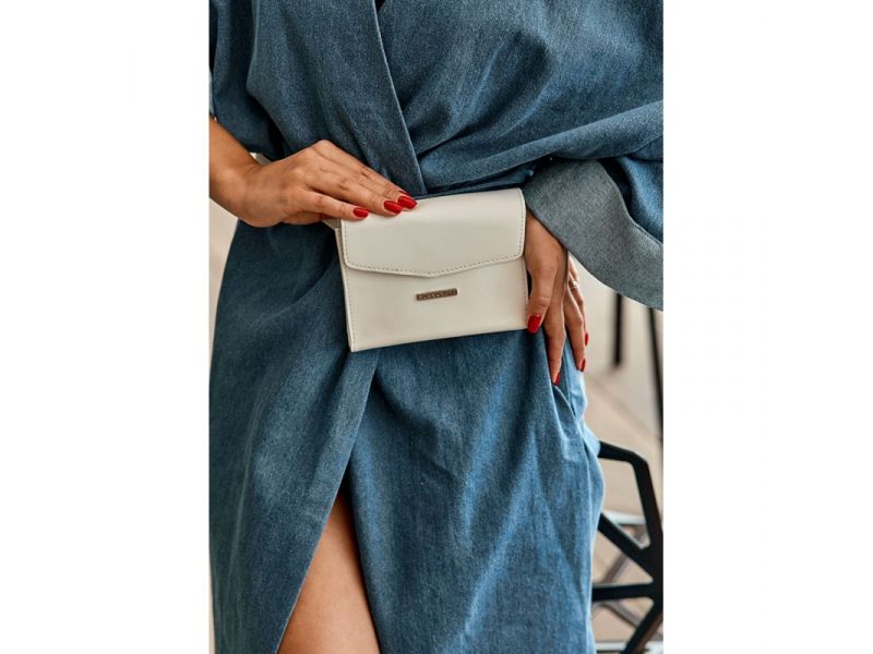 Женская кожаная сумка поясная/кроссбоди Mini белая, фото 7