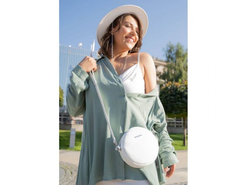 Круглая кожаная женская сумочка Tablet белая, фото 7