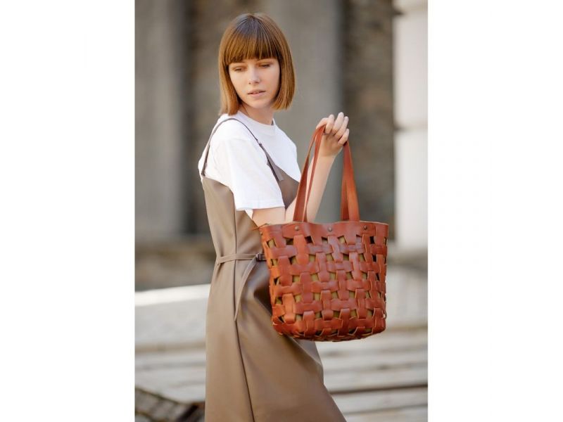 Кожаная плетеная женская сумка Пазл L светло-коричневая Krast, фото 7