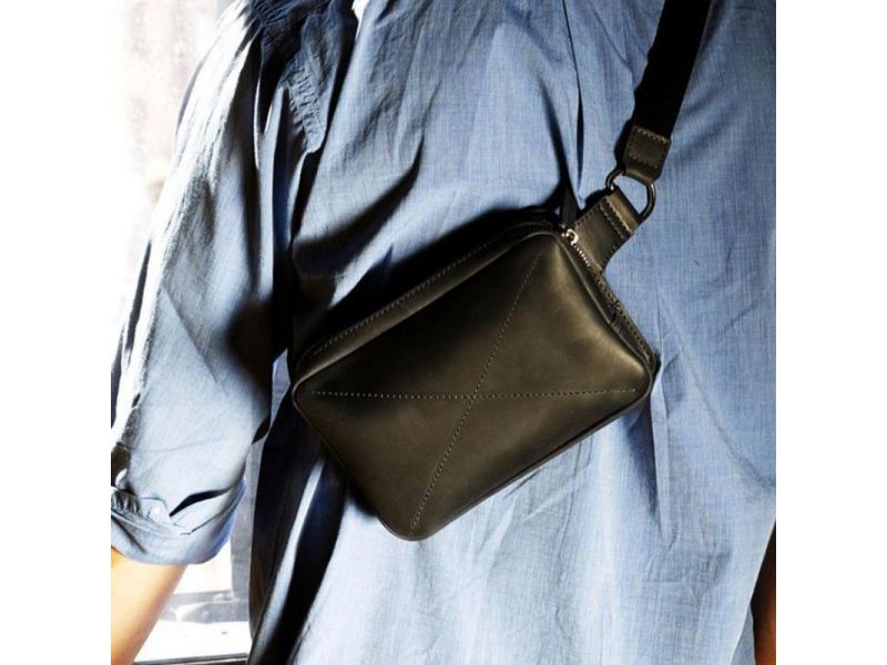 Кожаная поясная сумка Dropbag Mini черная Crazy Horse, фото 3