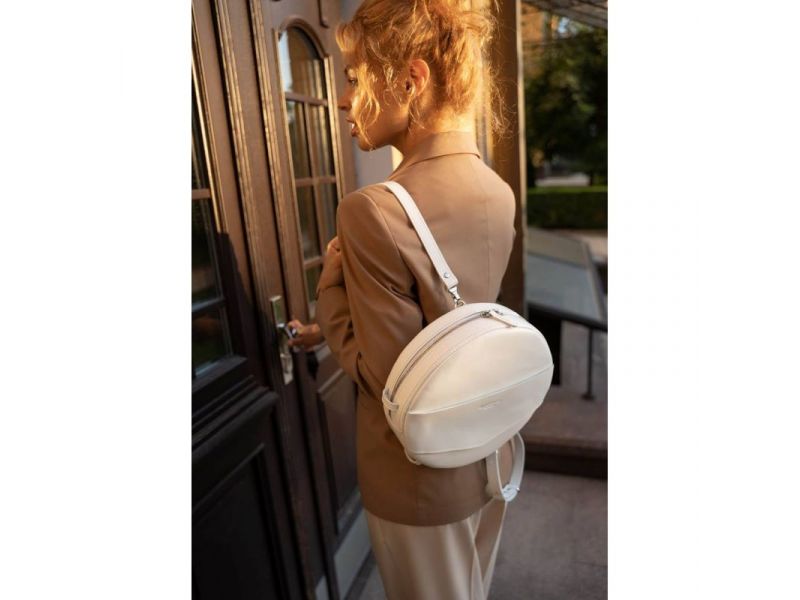 Кожаная женская круглая сумка-рюкзак Maxi белая, фото 8