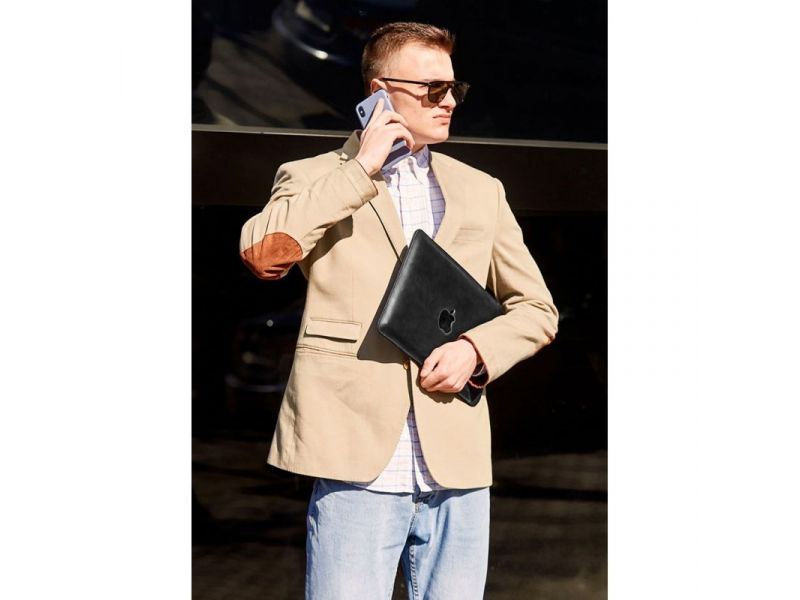 Кожаный чехол для MacBook 13 дюйм Черный Crazy Horse, фото 4