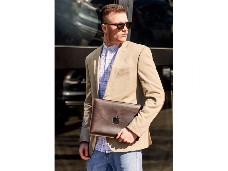 Кожаный чехол для MacBook 13 дюйм Темно-коричневый Crazy Horse, фото 4