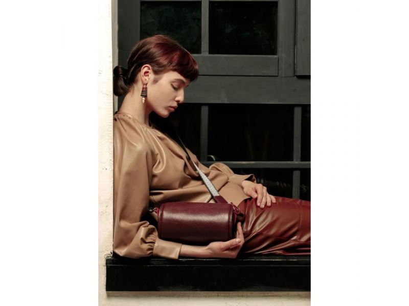 Кожаная сумка поясная-кроссбоди Cylinder бордовая флотар, фото 1