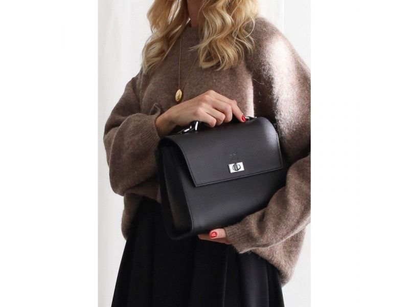 Женская кожаная сумка Classic черная, фото 1