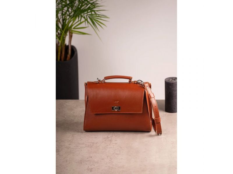 Женская кожаная сумка Classic светло-коричневая, фото 1