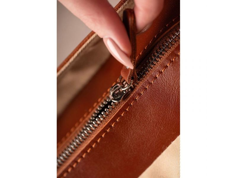 Женская кожаная сумка Classic светло-коричневая, фото 6