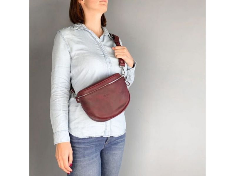 Кожаная сумка поясная-кроссбоди Vacation бордовая винтажная, фото 7