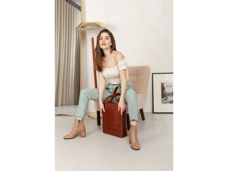 Кожаная женская сумка шоппер Бэтси светло-коричневая краст, фото 5