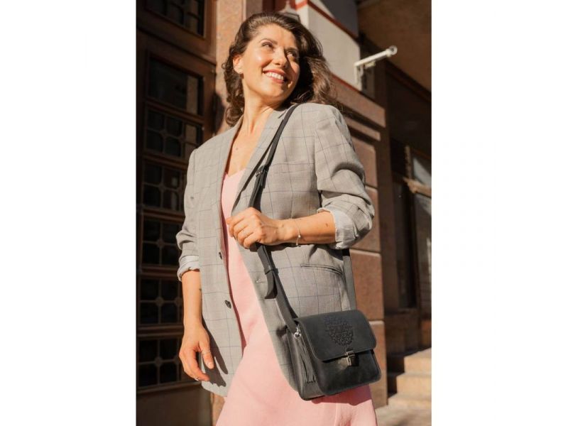 Кожаная женская бохо-сумка Лилу черная Crazy Horse, фото 7