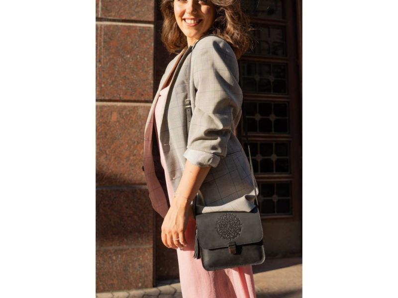 Кожаная женская бохо-сумка Лилу черная Crazy Horse, фото 8