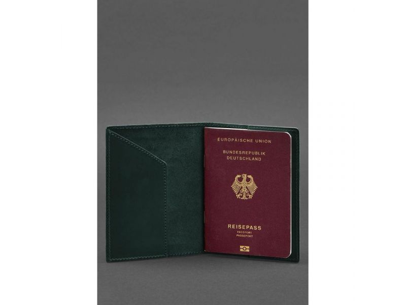 Кожаная обложка для паспорта с гербом Германии зеленая Crazy Horse, фото 2