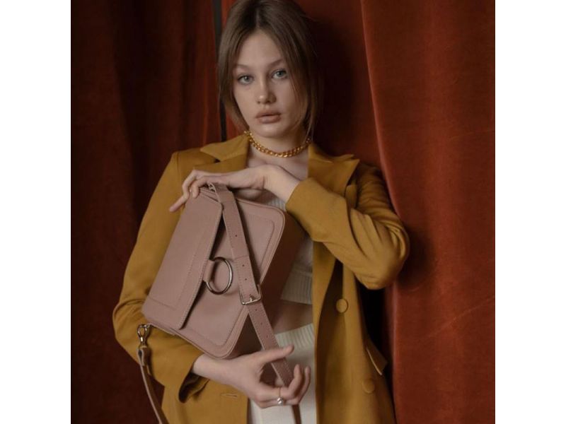 Женская кожаная сумка Jessie карамель краст, фото 4