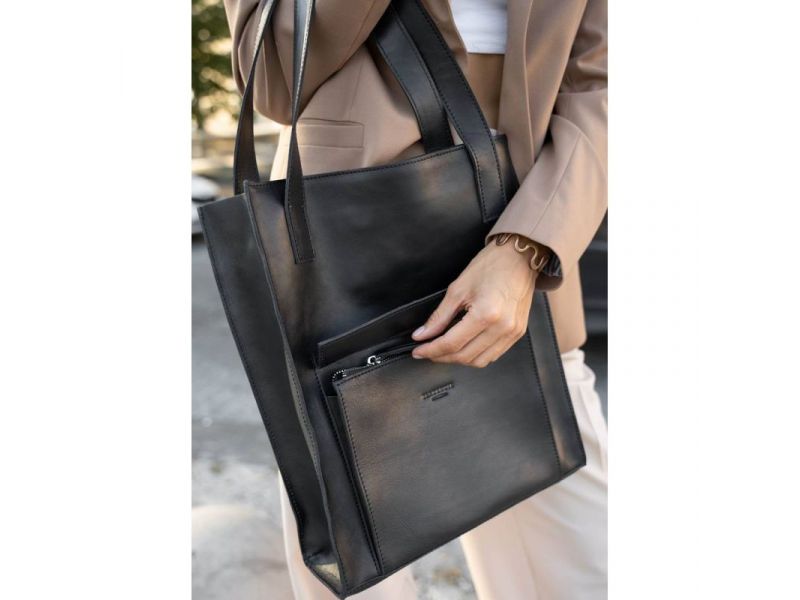 Кожаная женская сумка шоппер Бэтси с карманом черная Краст, фото 2