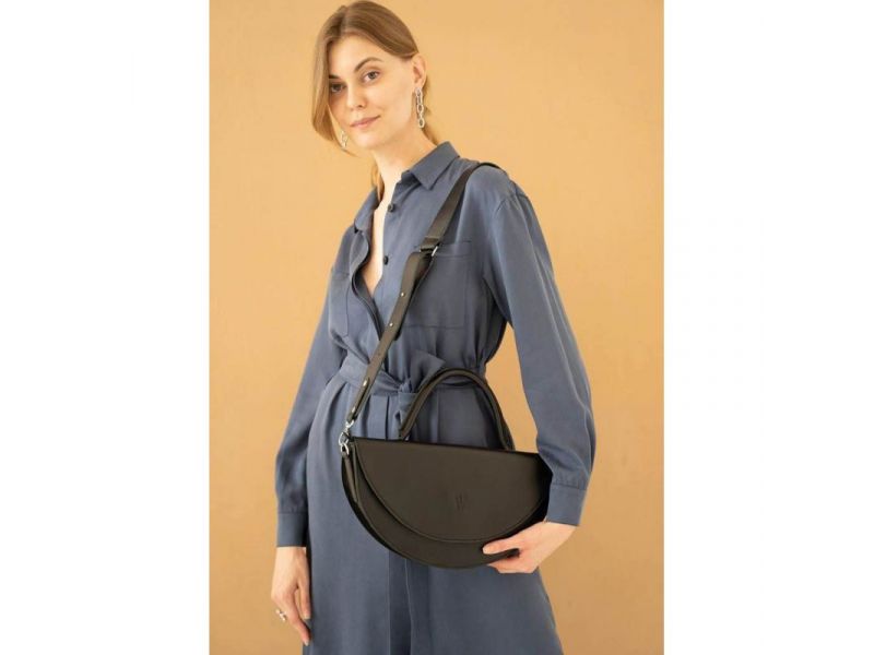 Женская кожаная сумка Сhris maxi черная, фото 2